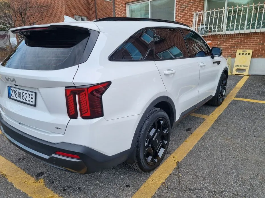 Kia Sorento — фото 4