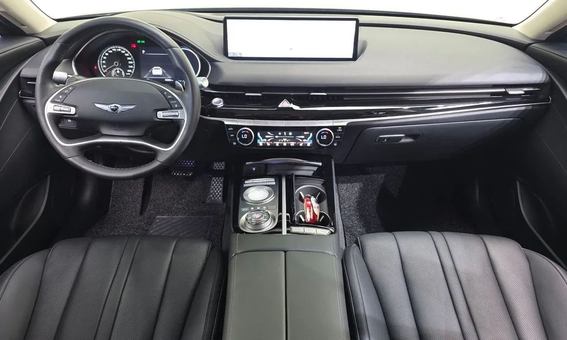 Genesis G80 — фото 10