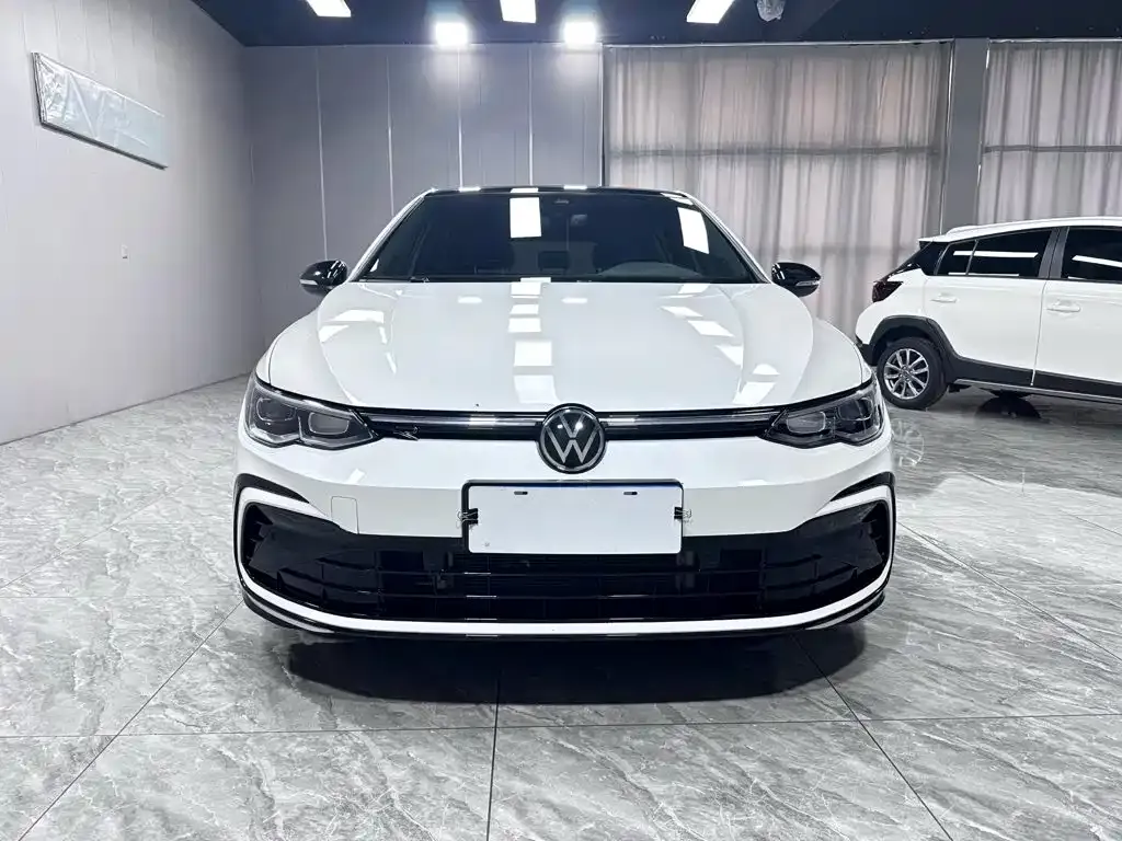 Volkswagen Golf — фото 8