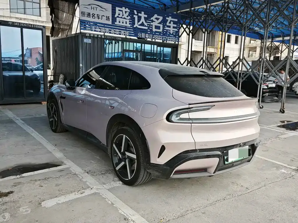 Xiaomi YU7 — фото 7