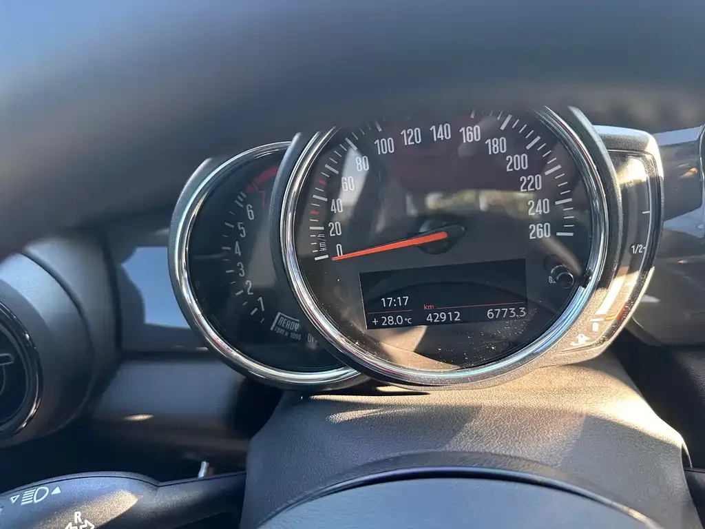 MINI Cooper (3-door) 2021 из CN, фото 3