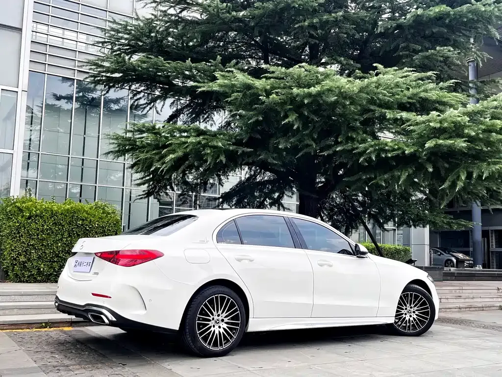 Mercedes-Benz C-Class — фото 10