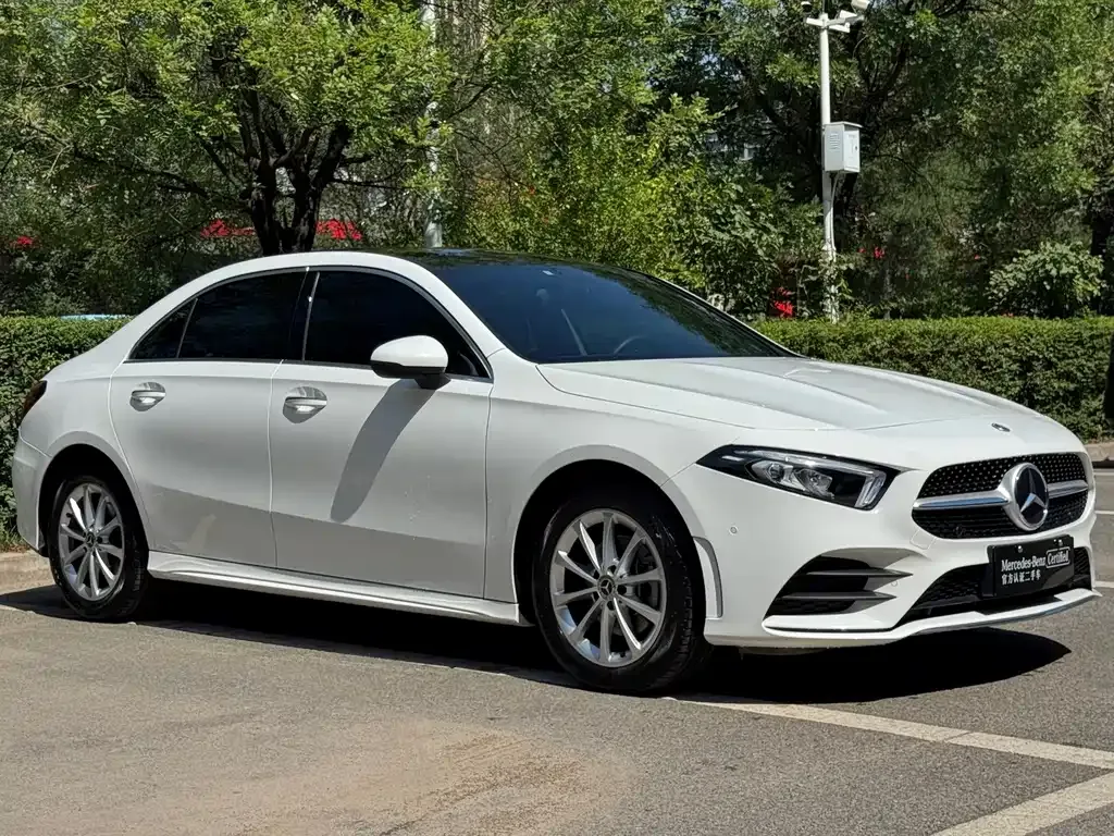 Mercedes-Benz A-Class — фото 7