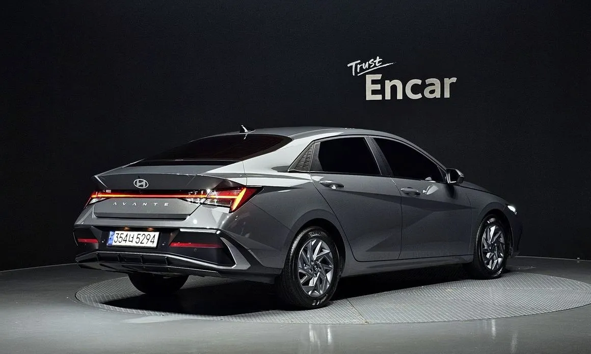 Hyundai AVANTE — фото 3