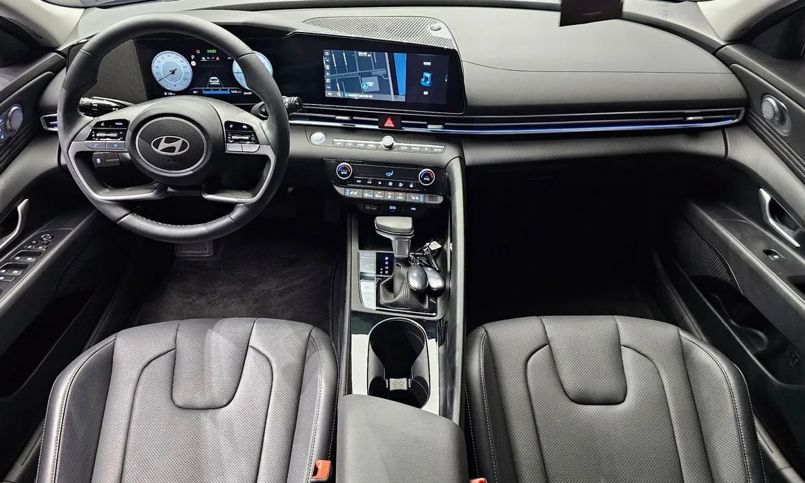Hyundai AVANTE — фото 6