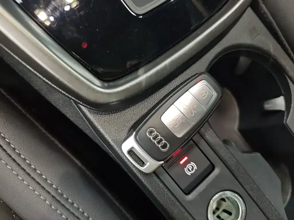 Audi A3 — фото 2