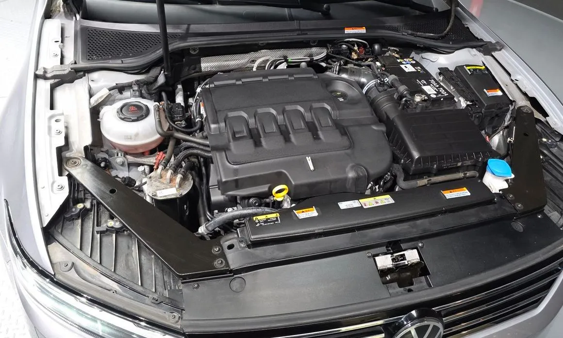 Volkswagen Passat — фото 10