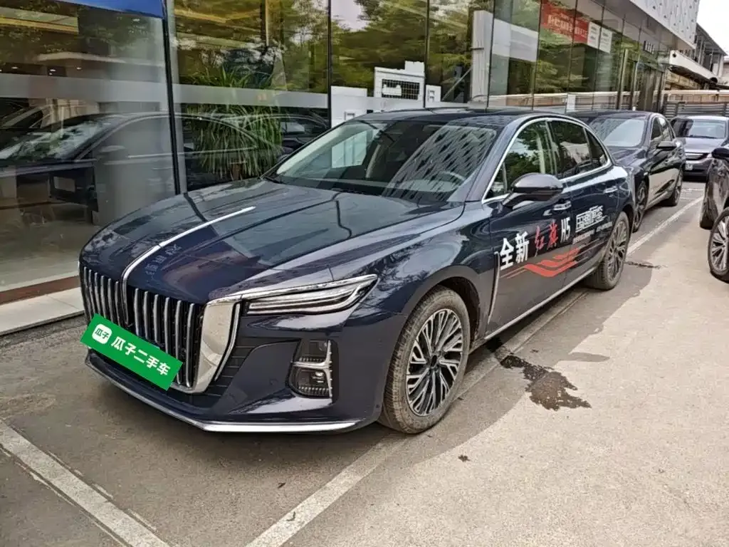Hongqi H5 — фото 7
