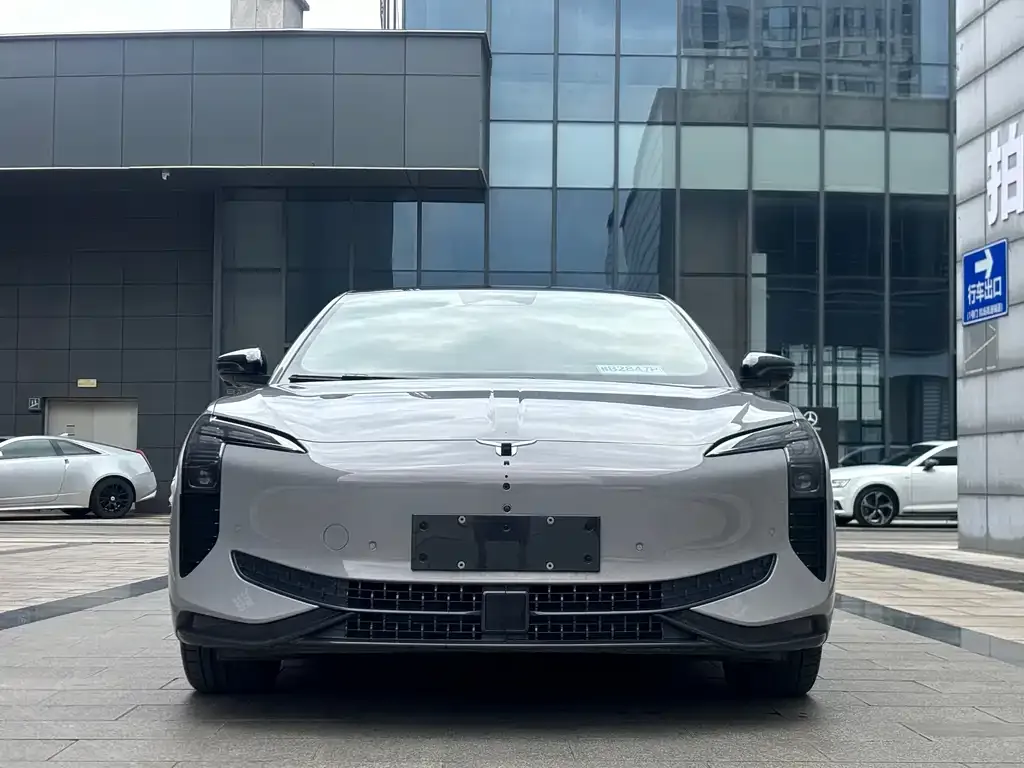 Hongqi EH7 2024 из CN, фото 3