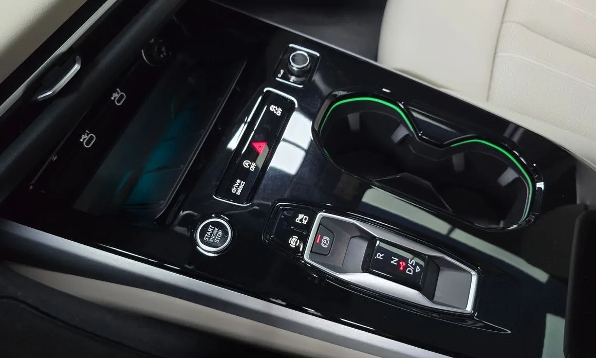 Audi A5 2025 из KR, фото 8