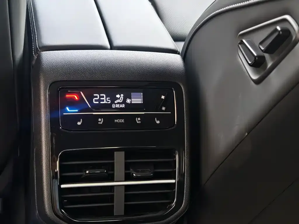 Volkswagen Passat — фото 2