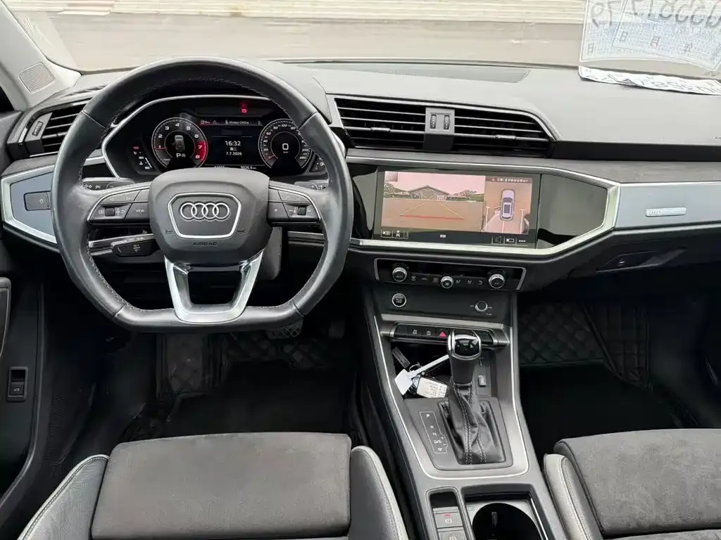 Audi Q3 — фото 3