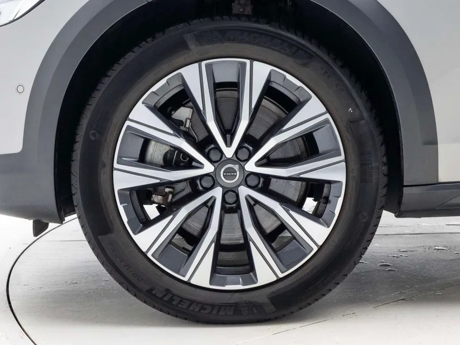 Volvo V90 — фото 4