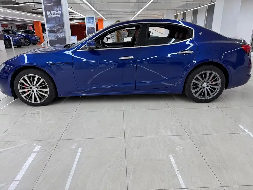 Maserati Ghibli — фото 5
