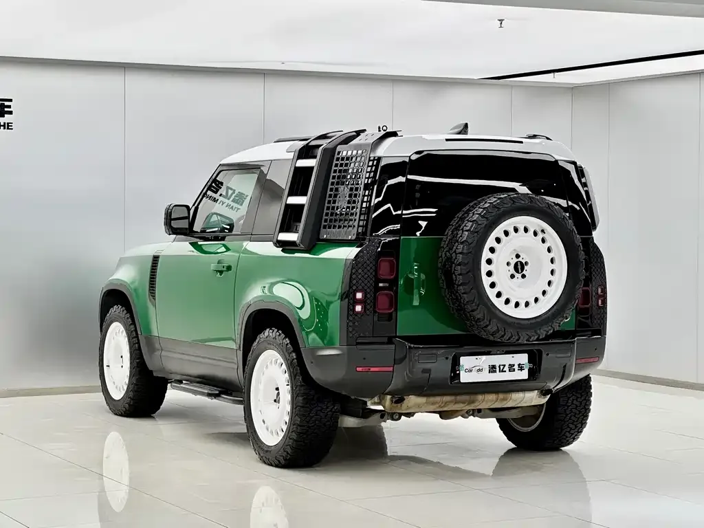 Land Rover Defender — фото 3