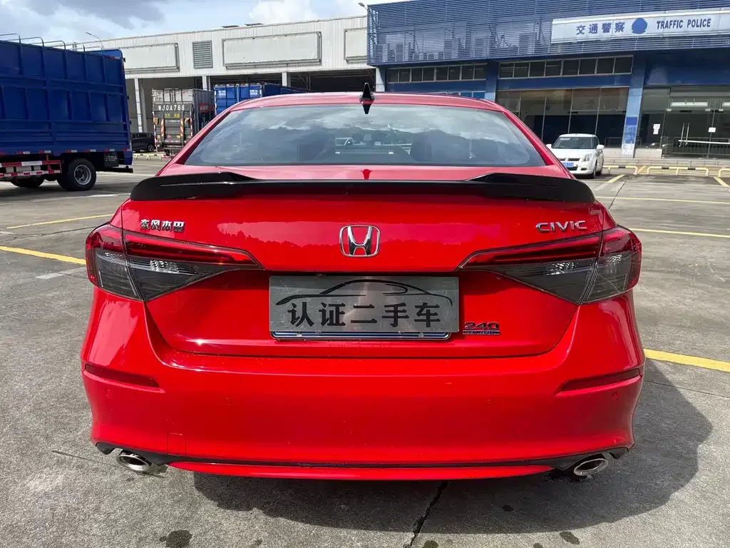 Honda Civic — фото 4