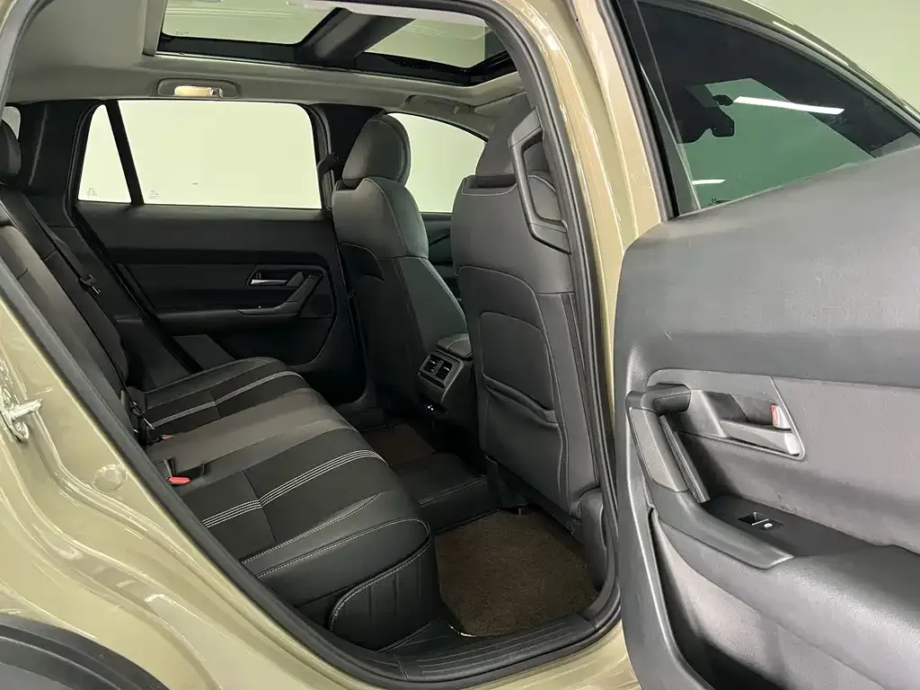 Mazda CX-50 2025 из CN, фото 4