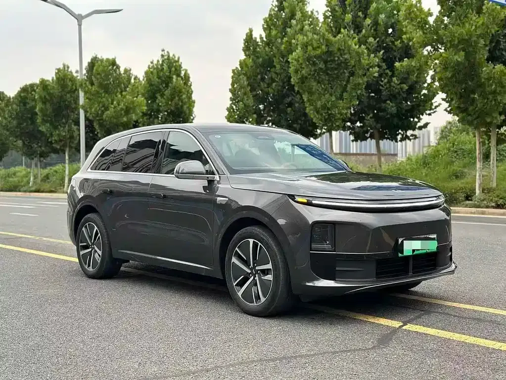 Li Auto L6