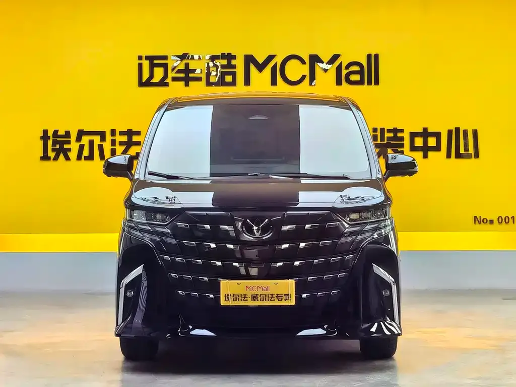 Toyota Alphard — фото 4