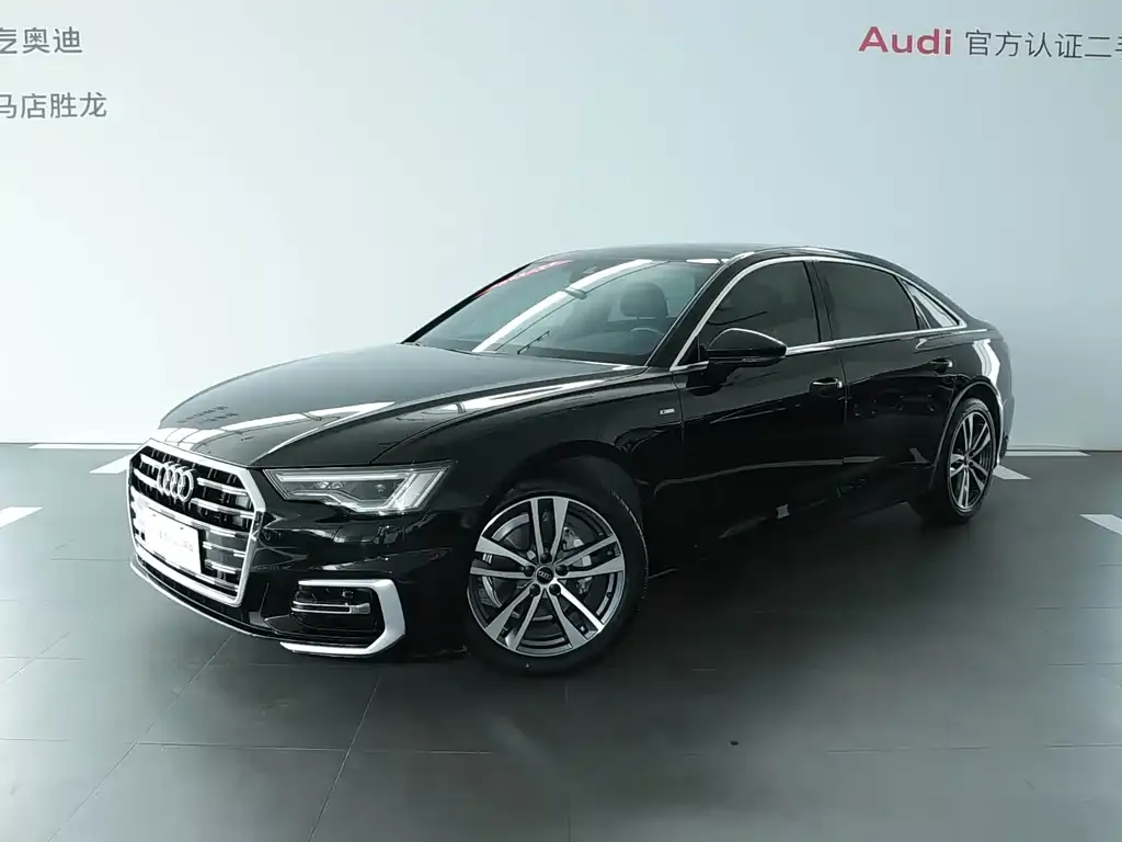 Audi A6L — фото 1