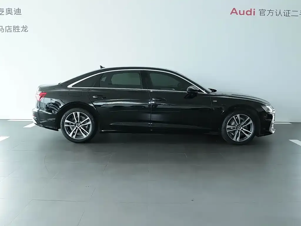 Audi A6L — фото 10