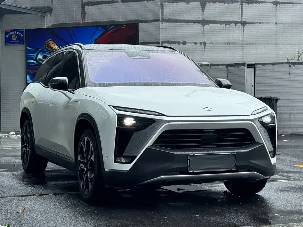 NIO ES8 — фото 4