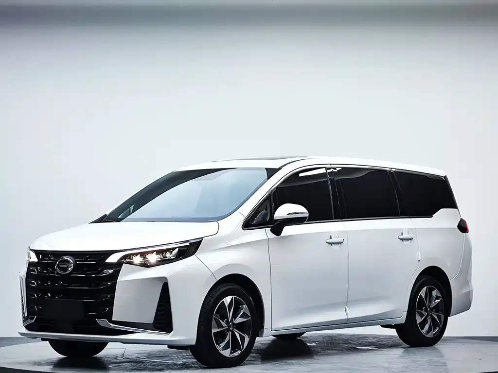 GAC Motor Trumpchi M6 — фото 1