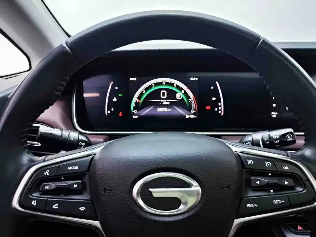 GAC Motor Trumpchi M6 — фото 8