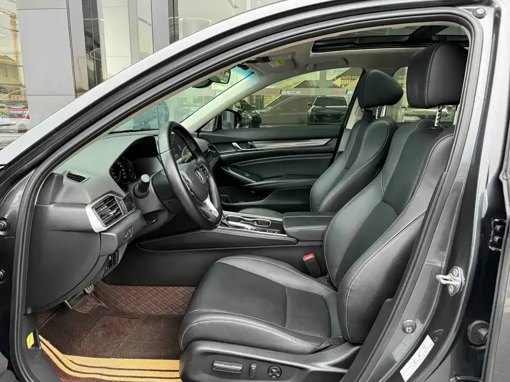 Honda Accord — фото 5