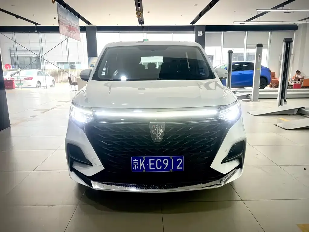 Roewe iMAX8 — фото 5