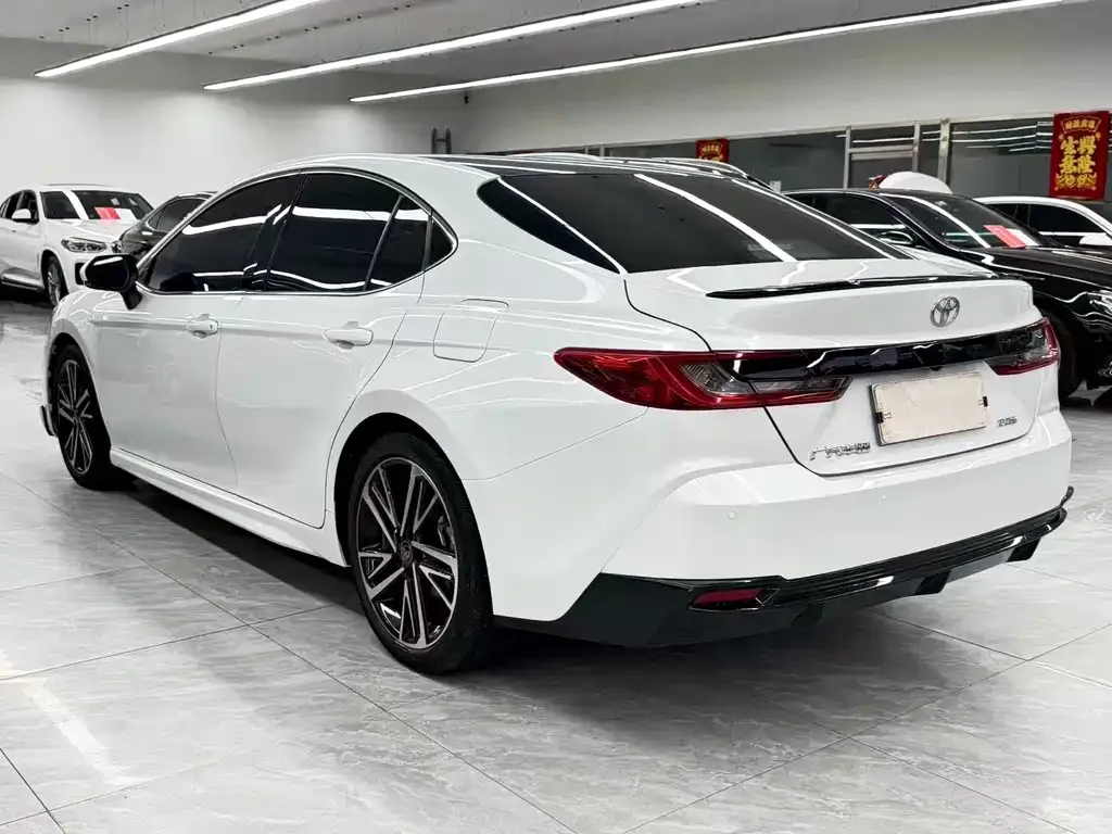 Toyota Camry 2024 из CN, фото 6