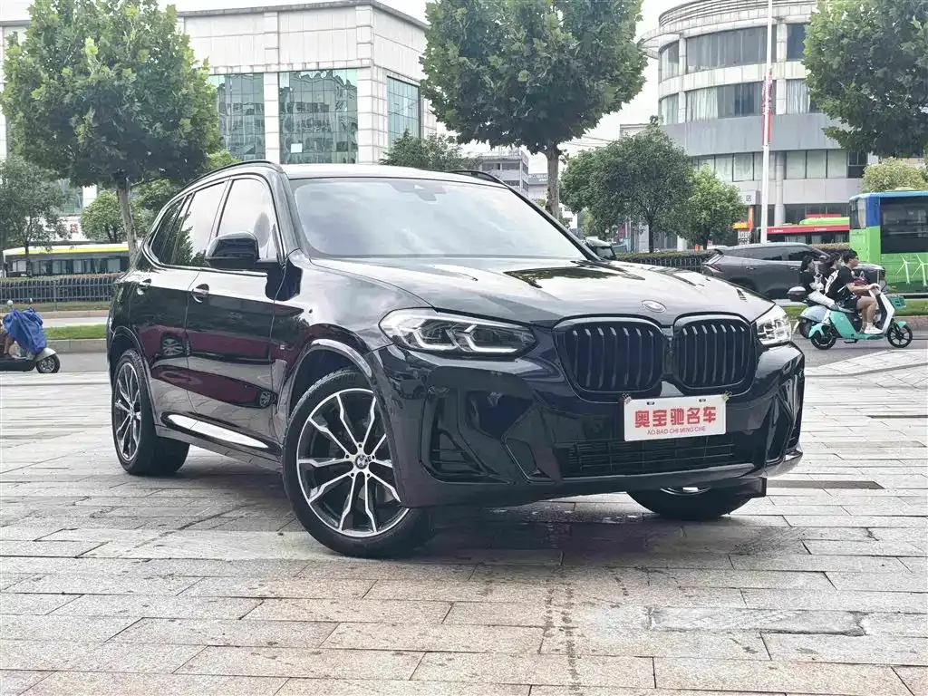 BMW X3 — фото 9