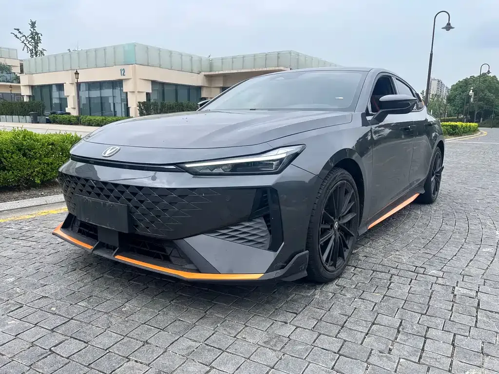 Changan UNI-V