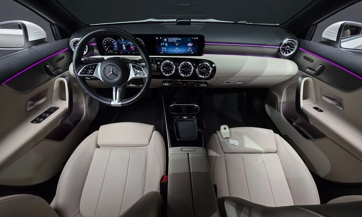 Mercedes-Benz A-Class — фото 10