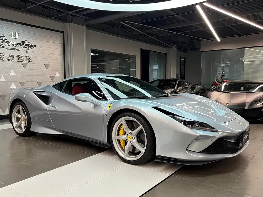 Ferrari F8 — фото 8
