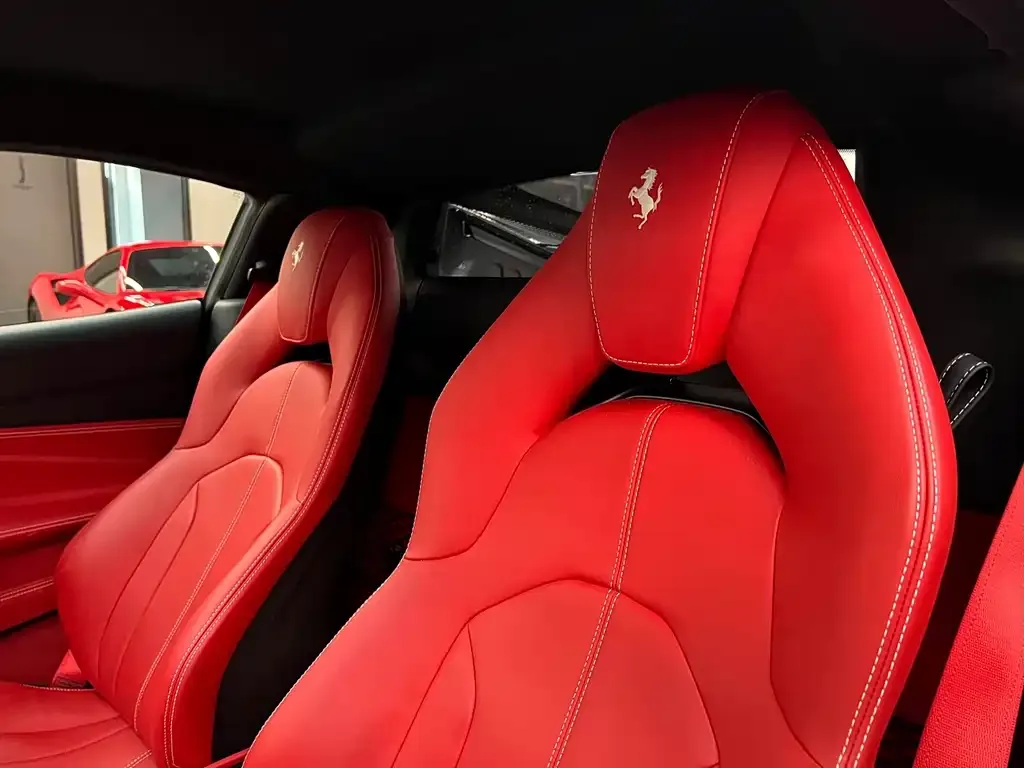 Ferrari F8 — фото 4