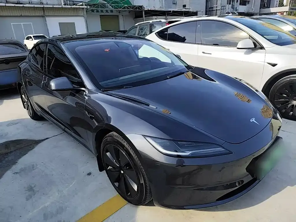 Tesla Model 3 — фото 6