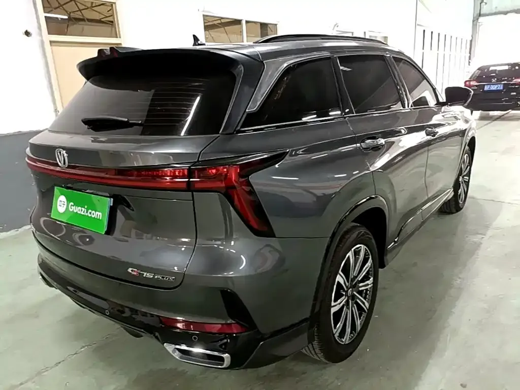 Changan CS75PLUS — фото 3