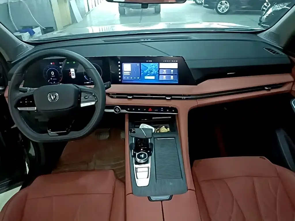 Changan CS75PLUS — фото 10