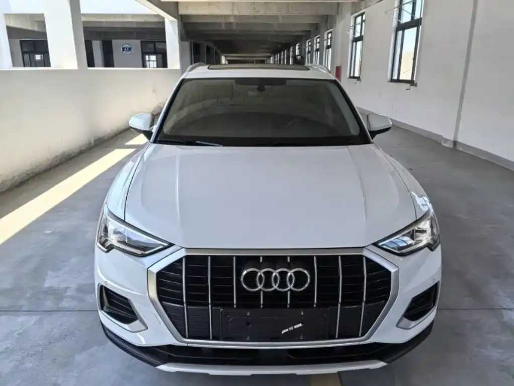 Audi Q3 — фото 8