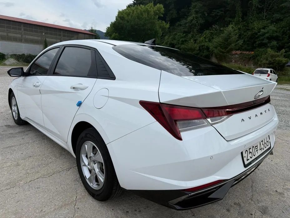 Hyundai AVANTE 2021 из KR, фото 9