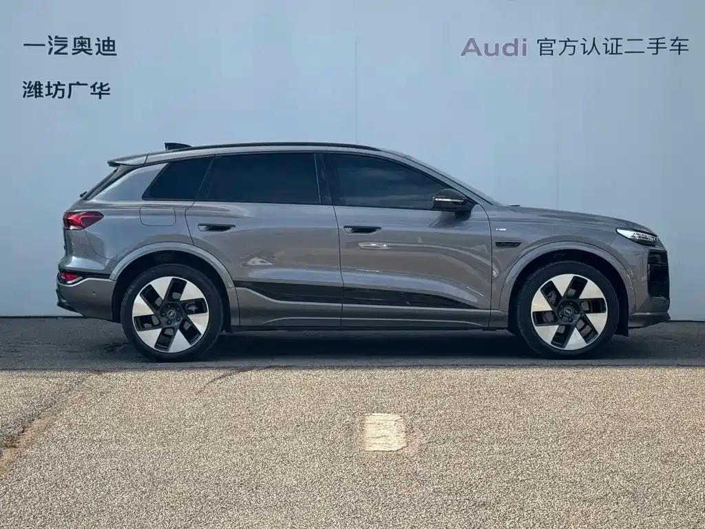 Audi Q6L e-tron — фото 10
