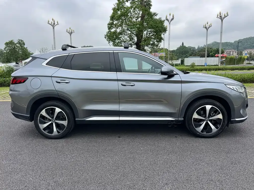 BYD PLUS New Energy — фото 10