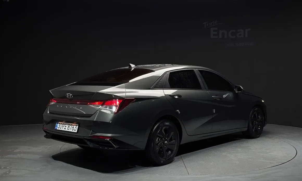 Hyundai AVANTE — фото 3