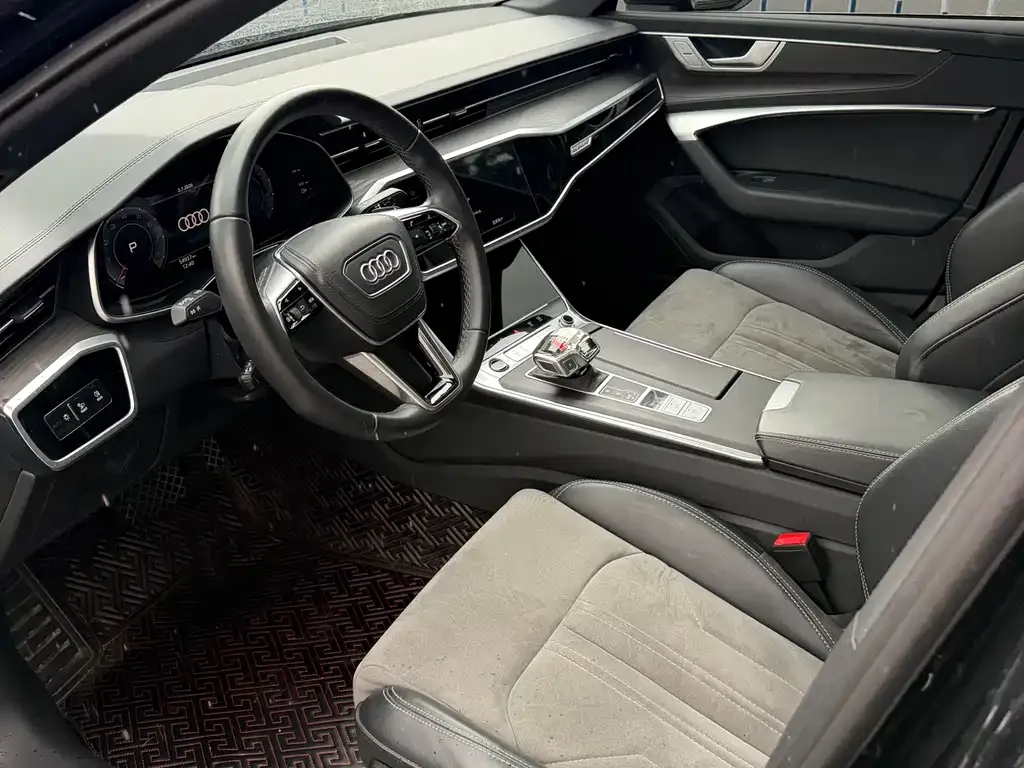 Audi A6L — фото 7