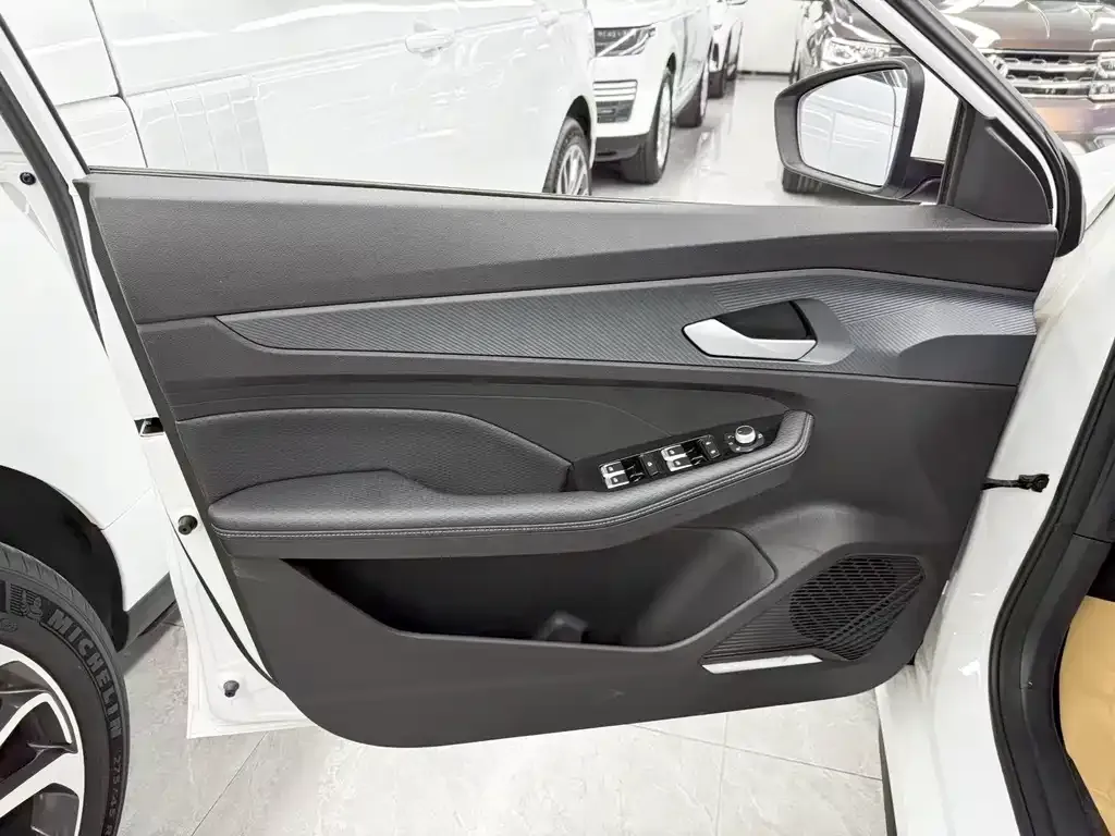 Geely Binrui 2026 из CN, фото 9