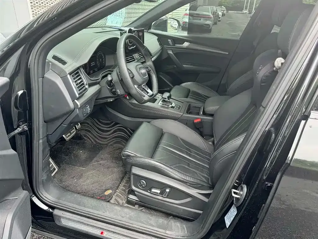 Audi Q5L 2023 из CN, фото 3