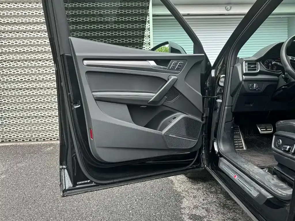 Audi Q5L 2023 из CN, фото 6