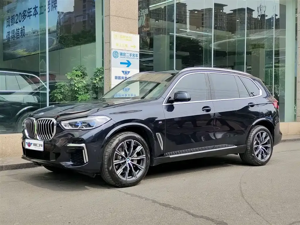 BMW X5 — фото 1