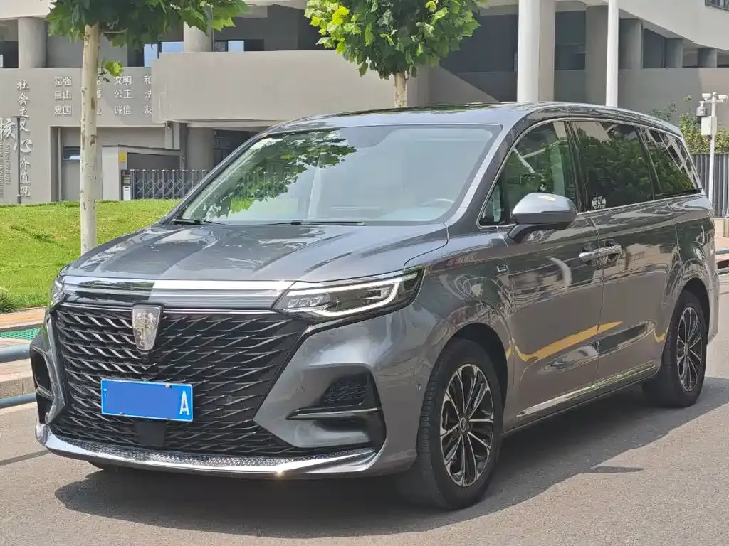 Roewe iMAX8 — фото 1